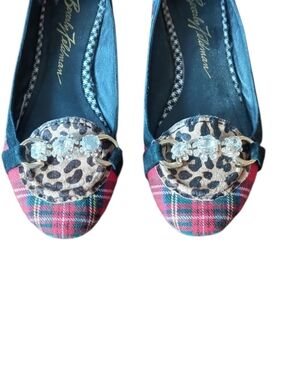 Beverly Feldman Cheetah/Tartin Flats With Rhinestones. Size 6.5M